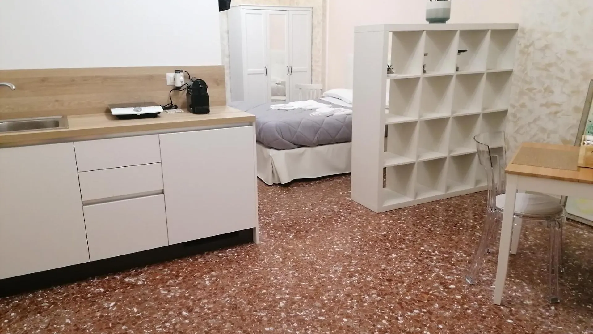Giovanna Home Messina İtalya